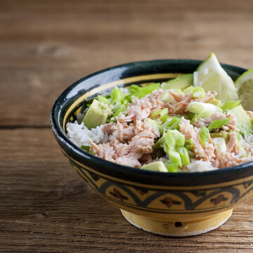 Sesame salmon rice bowl.