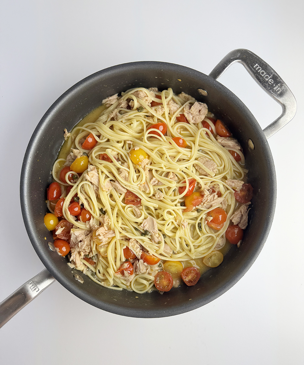 Tuna pasta in a skillet.