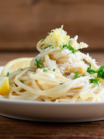 Plate of creamy lemon pasta.